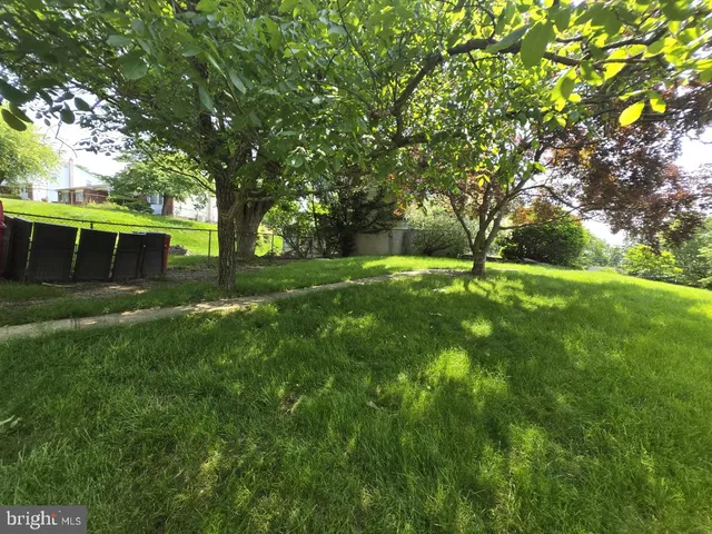 $525,000 | 520 Deerfield Drive, Norristown, PA 19403