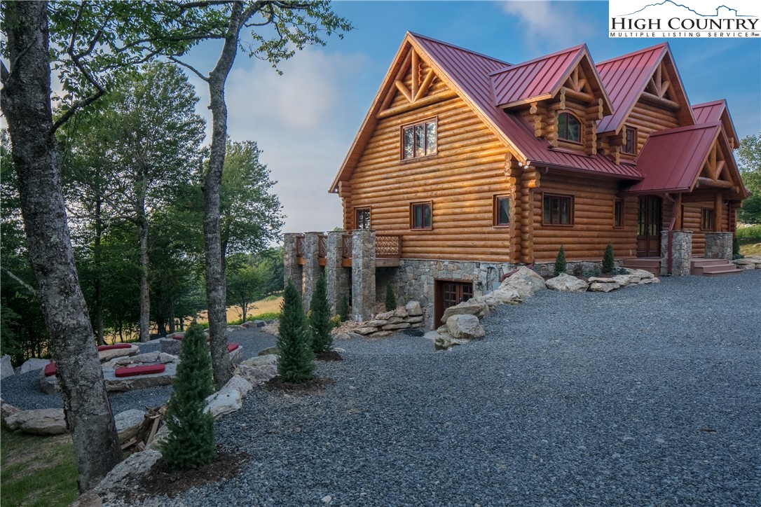 112 Oz Road Beech Mountain, NC 28604 - Photo 46 of 48 Gallery Image 46