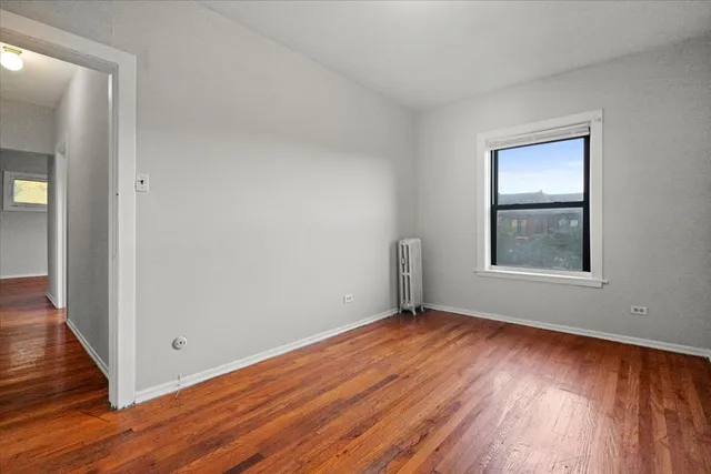 $1,000 | 6700 South Merrill Avenue, Unit 3E, Chicago, IL 60649