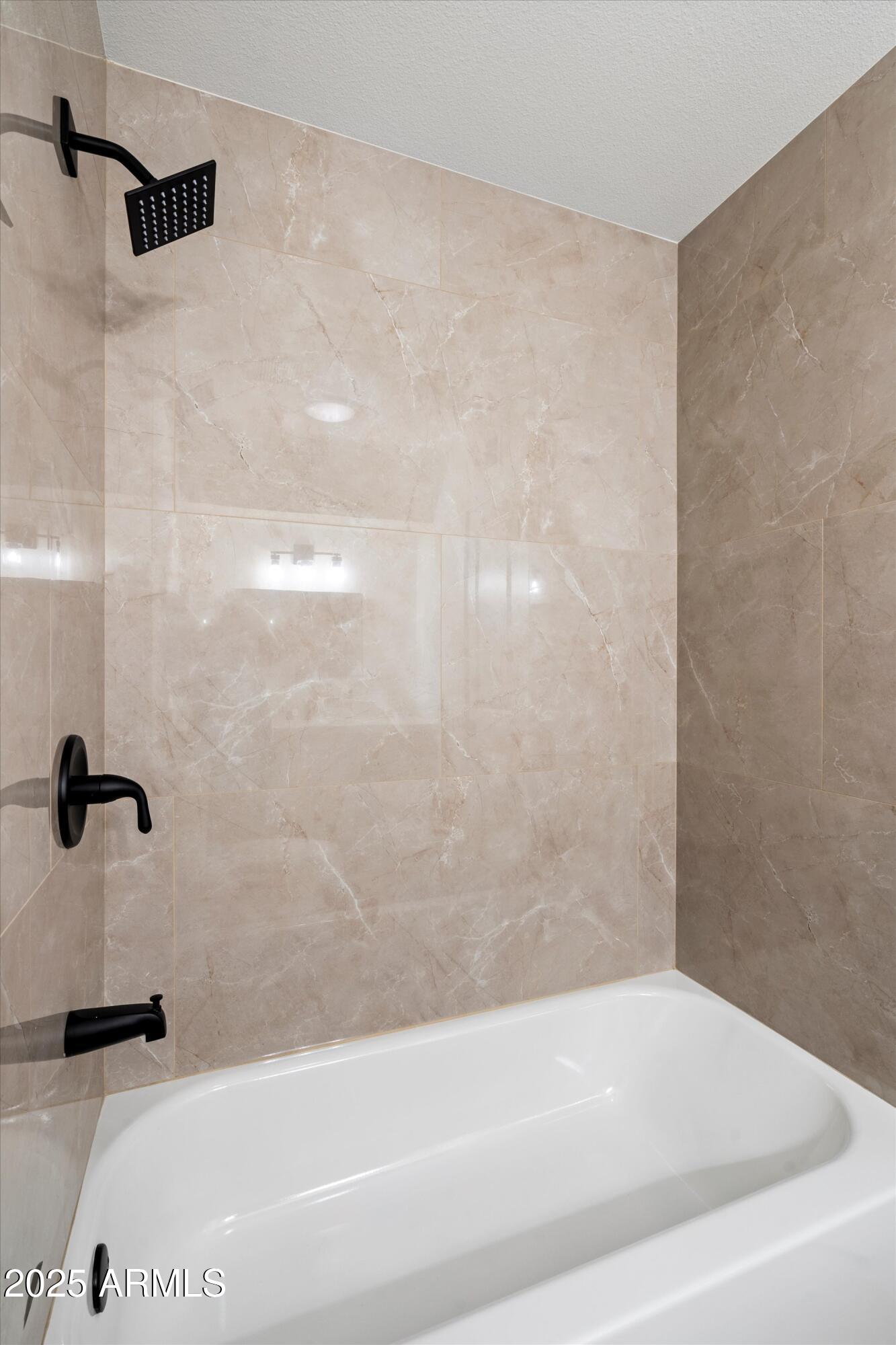 2116 East Colgate Drive Tempe, AZ 85283 - Photo 21 of 29 a bathroom with a bathtub