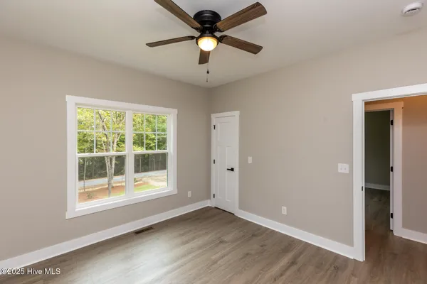 $428,000 | 104 Shropshire Lane, West End, NC 27376