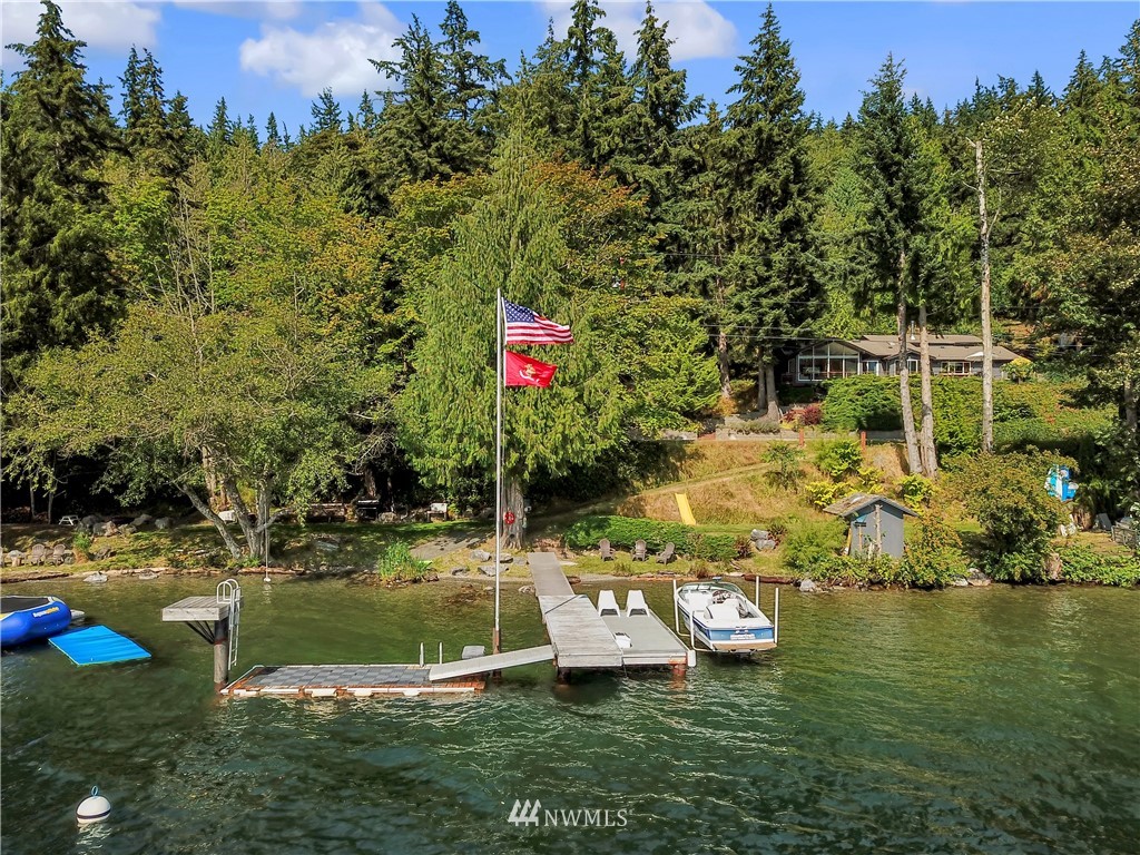 3112 North Shore Road Bellingham, WA 98226 - Photo 2 of 37 Gallery Image 2