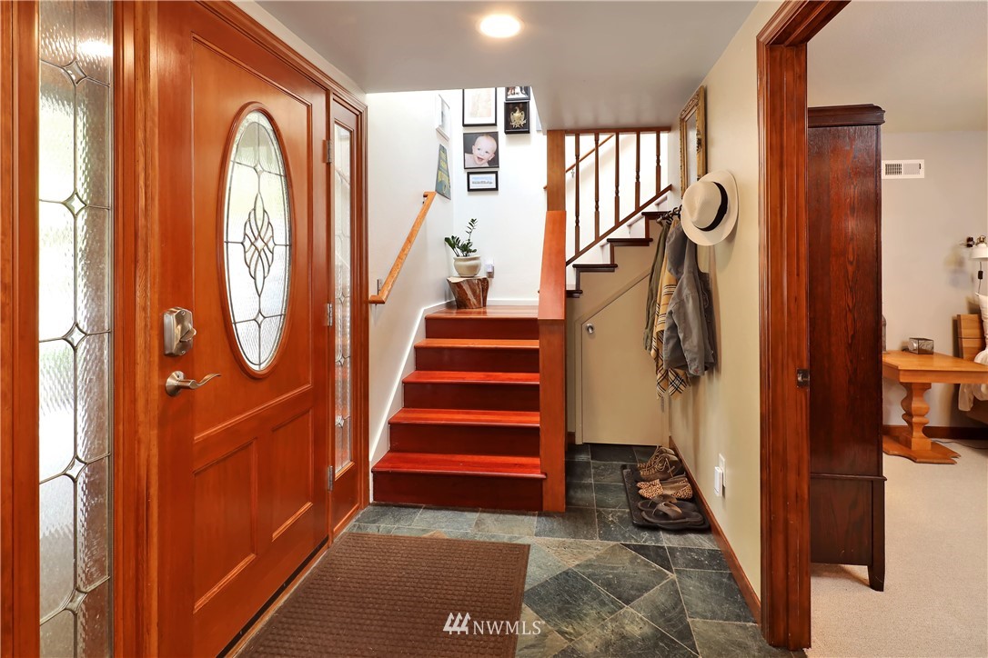 3112 North Shore Road Bellingham, WA 98226 - Photo 11 of 37 Gallery Image 11