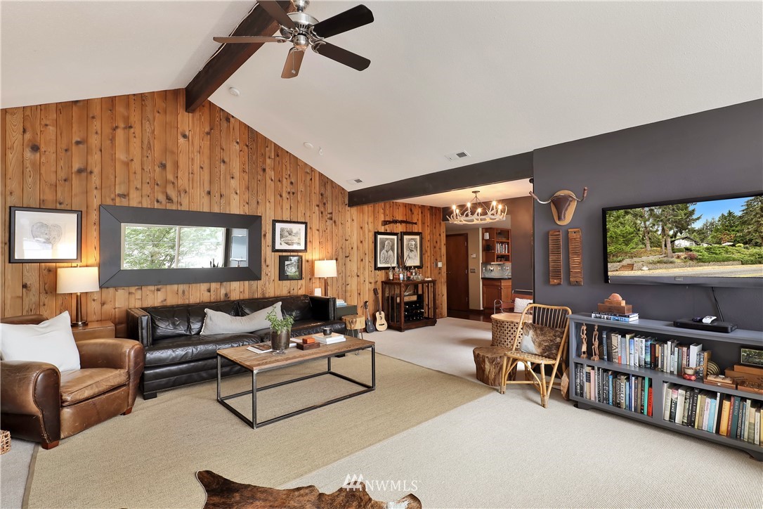 3112 North Shore Road Bellingham, WA 98226 - Photo 14 of 37 Gallery Image 14