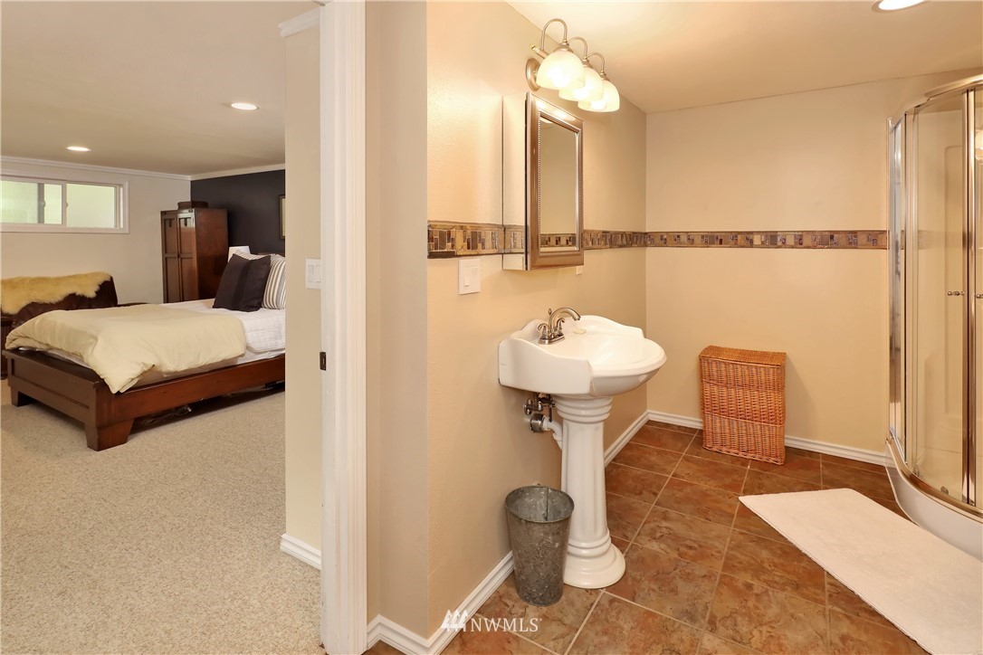 3112 North Shore Road Bellingham, WA 98226 - Photo 27 of 37 Gallery Image 27