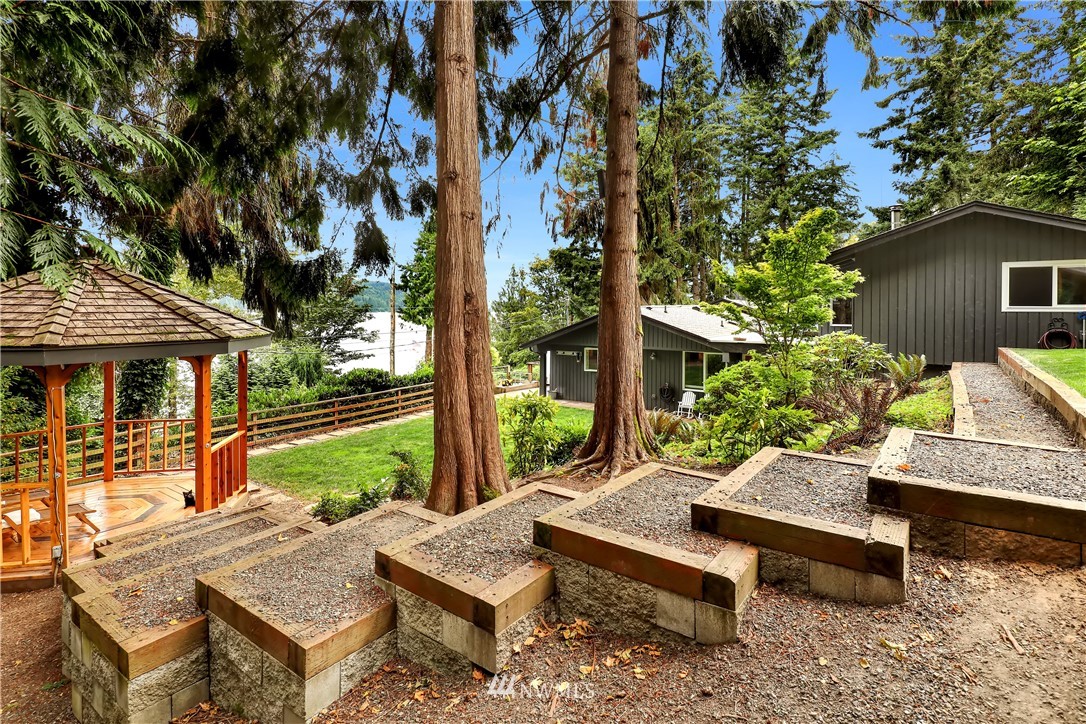 3112 North Shore Road Bellingham, WA 98226 - Photo 8 of 37 Gallery Image 8