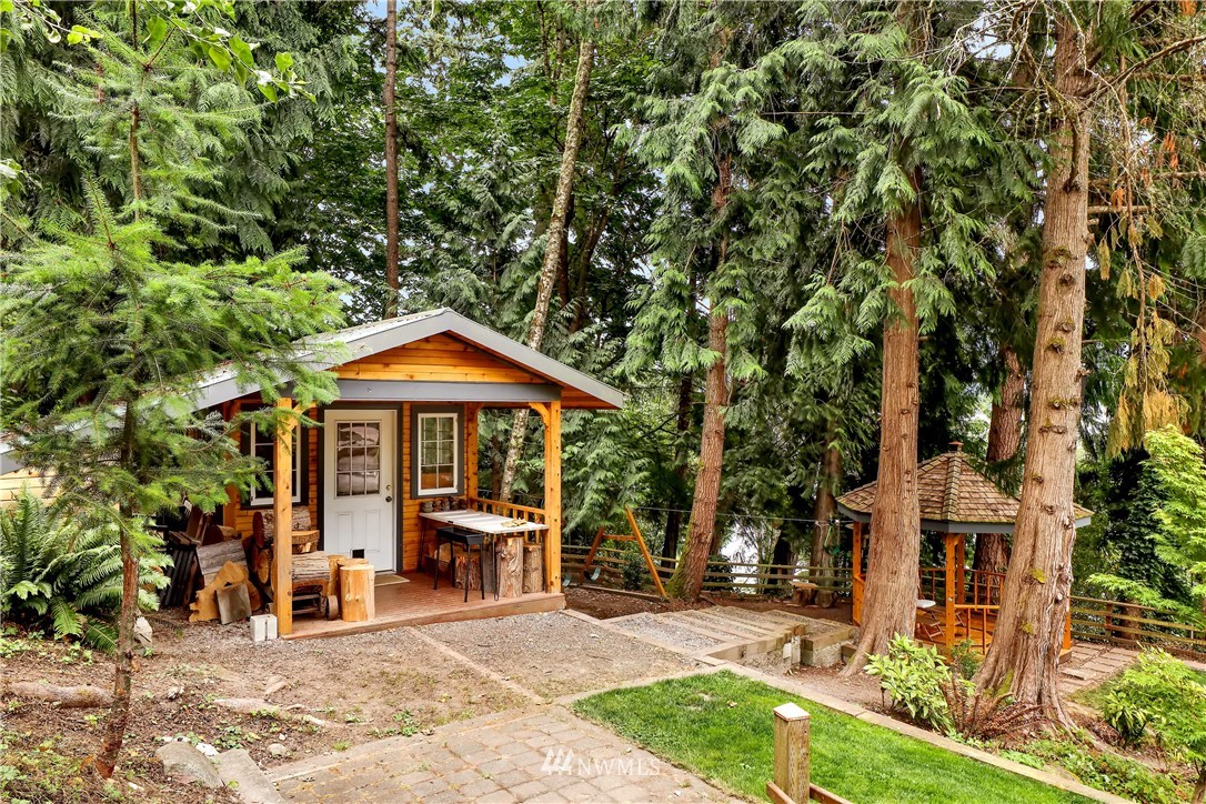 3112 North Shore Road Bellingham, WA 98226 - Photo 9 of 37 Gallery Image 9