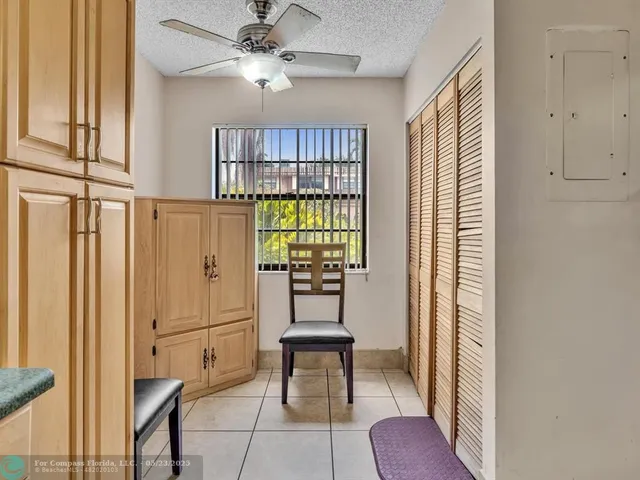 a view of a livingroom with furniture