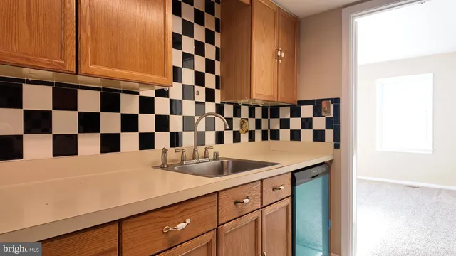 $375,000 | 9064 McRae Court, Manassas, VA 20110