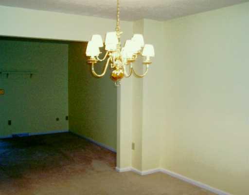 13 Windsor Ridge New Castle, PA 16105 - Photo 2 of 8 Dining Room.