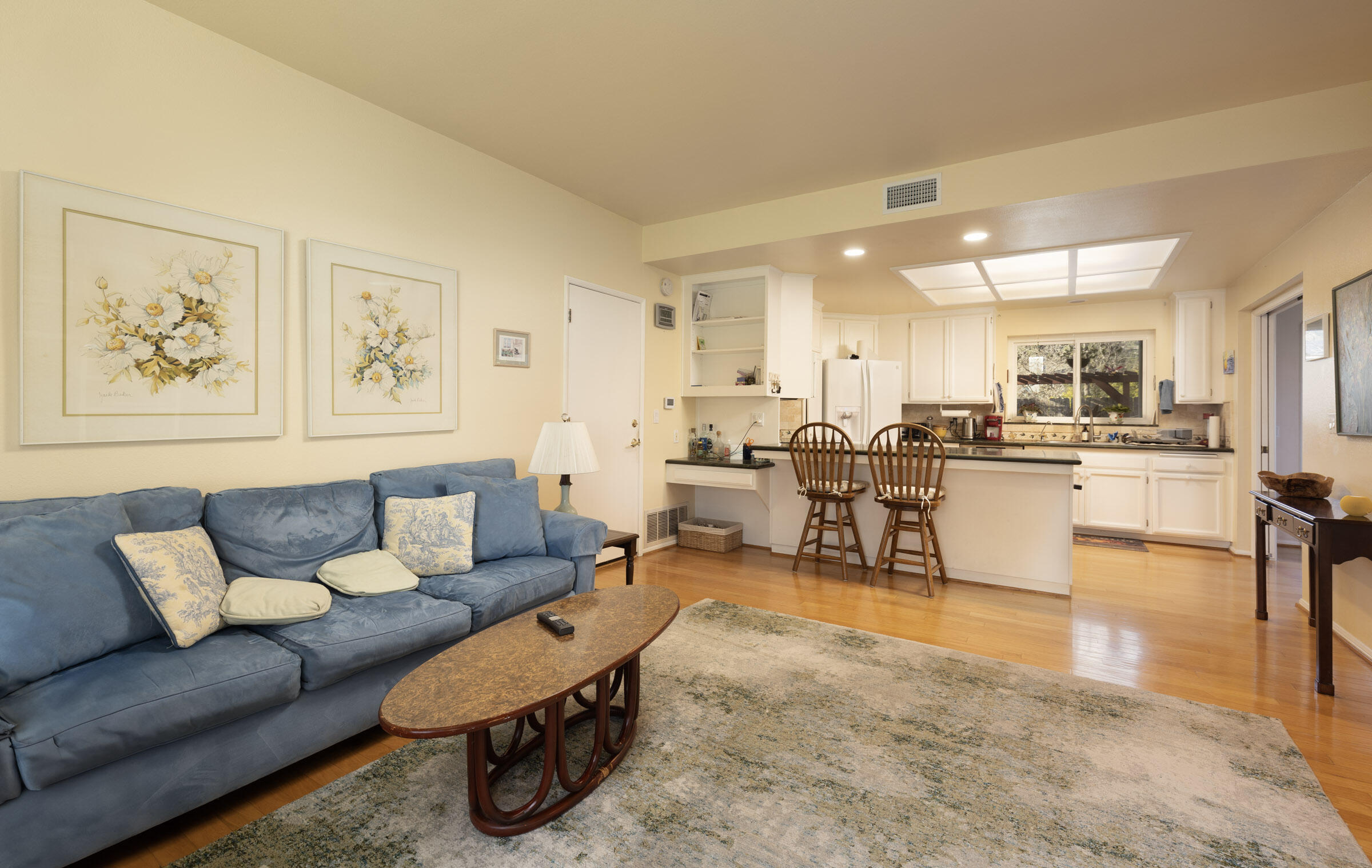 1539 Meadow Circle Carpinteria, CA 93013 - Photo 11 of 21 a living room with furniture and kitchen view