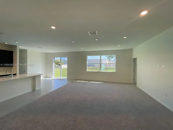 $3,100 | 2133 Southeast Flanders Road, Port St. Lucie, FL 34952