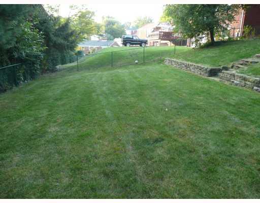 1264 Varner Road Whitehall, PA 15227 - Photo 14 of 14 Yard/Garden.