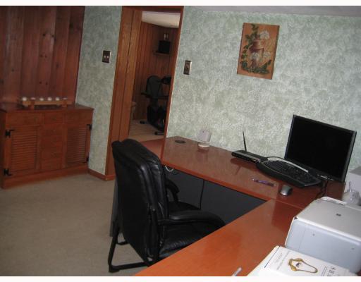 1264 Varner Road Whitehall, PA 15227 - Photo 9 of 14 Studio/Study/Office.