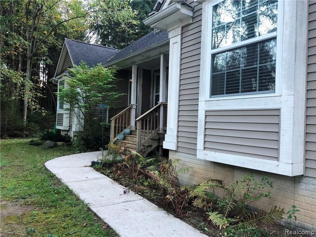 3985 Jones Road North Branch, MI 48461 - Photo 6 of 33 IMG_1352.jpg