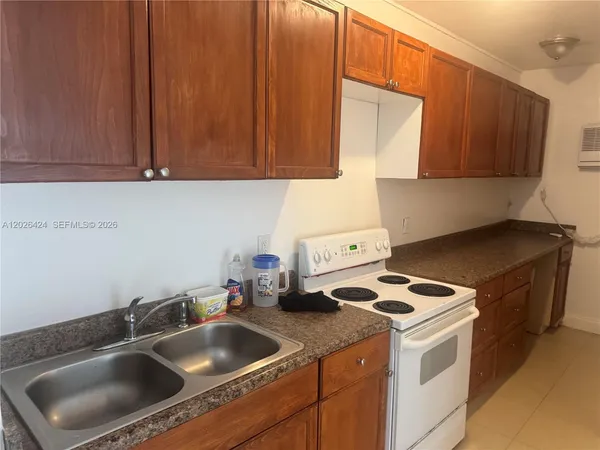 $1,775 | 1180 Northeast 160th Terrace, Unit 3, North Miami Beach, FL 33162