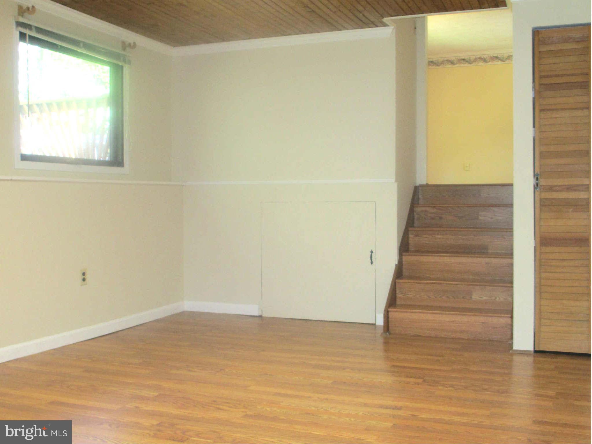 6764 Springing Step Columbia, MD 21044 - Photo 12 of 21 Family Room