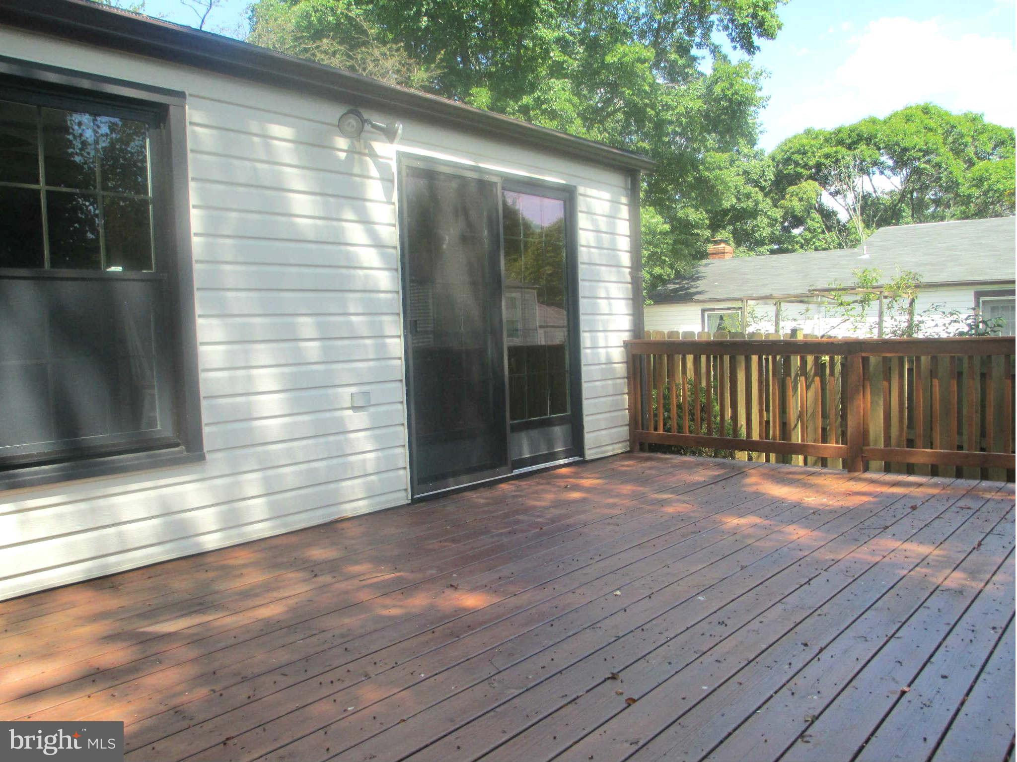 6764 Springing Step Columbia, MD 21044 - Photo 15 of 21 Exterior (Rear)