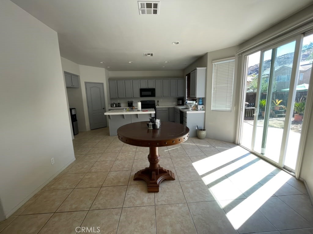 3888 Strand Way Perris, CA 92571 - Photo 6 of 14
