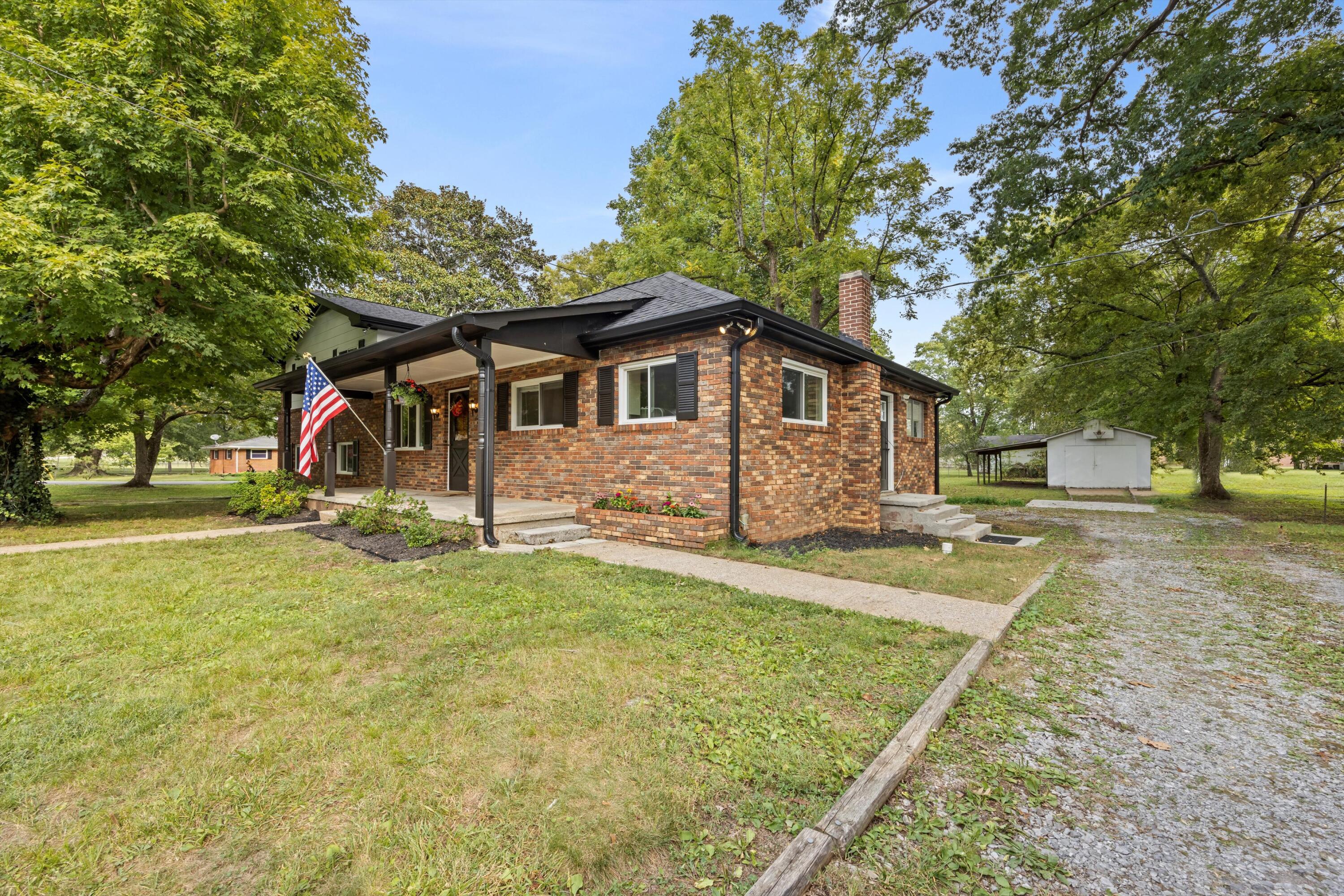 8922 Springfield Road Soddy Daisy, TN 37379 - Photo 11 of 42 02-2M6A5774