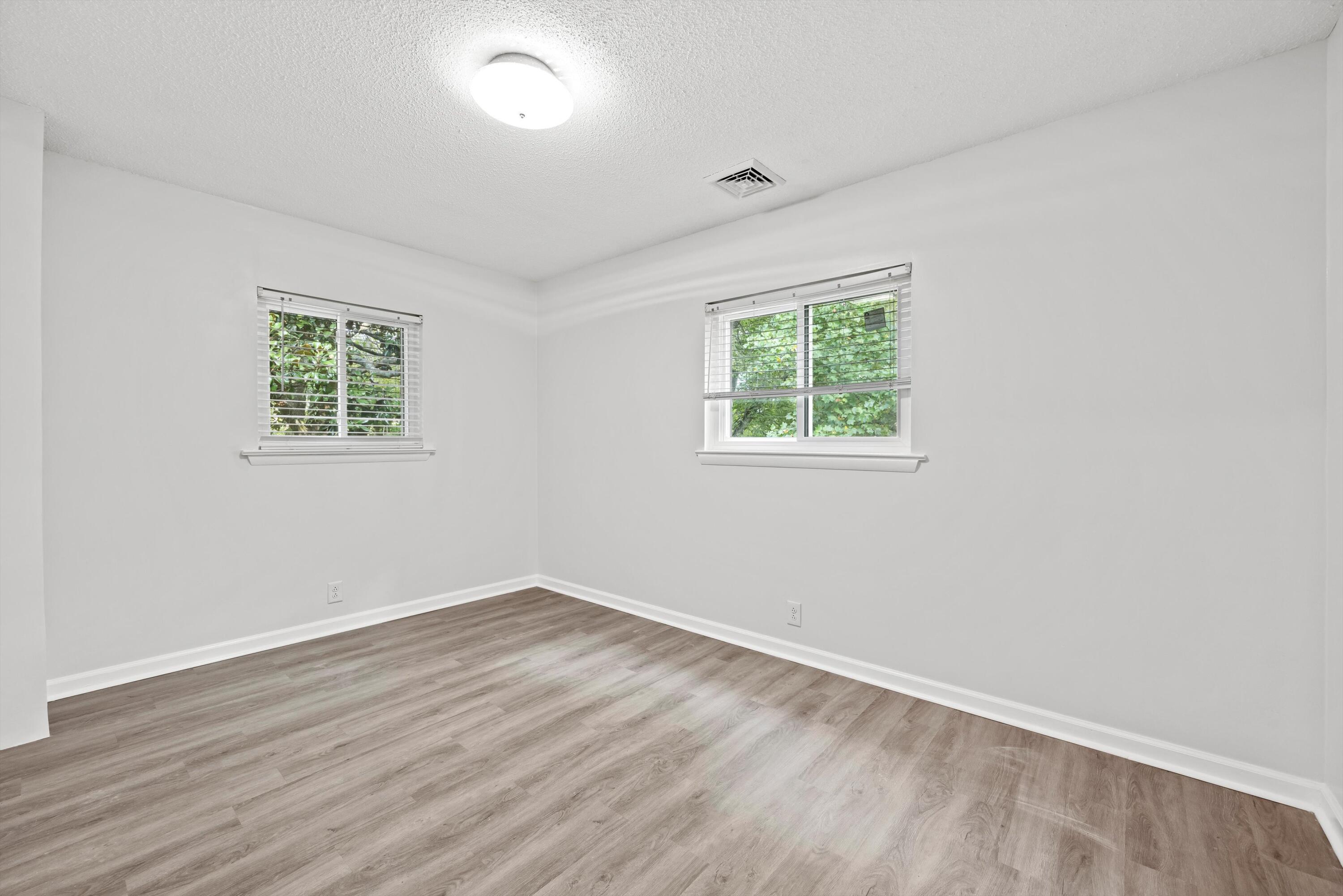 8922 Springfield Road Soddy Daisy, TN 37379 - Photo 7 of 42 29-2M6A5831