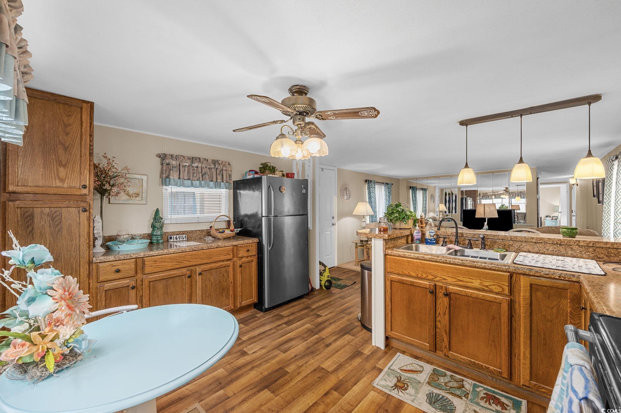 1504 Coral Reef Lane Murrells Inlet, SC 29576 - Photo 9 of 18 Gallery Image 9
