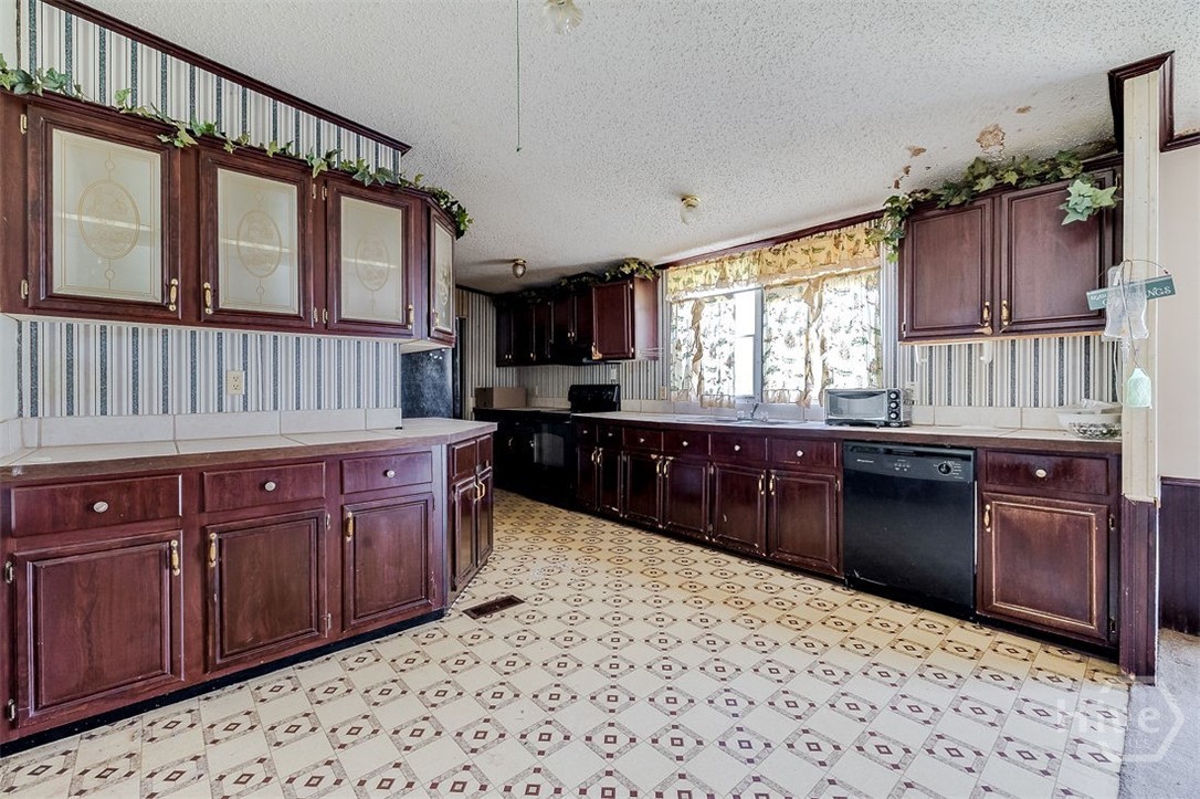 6477 Aruba Road Claxton, GA 30417 - Photo 10 of 29