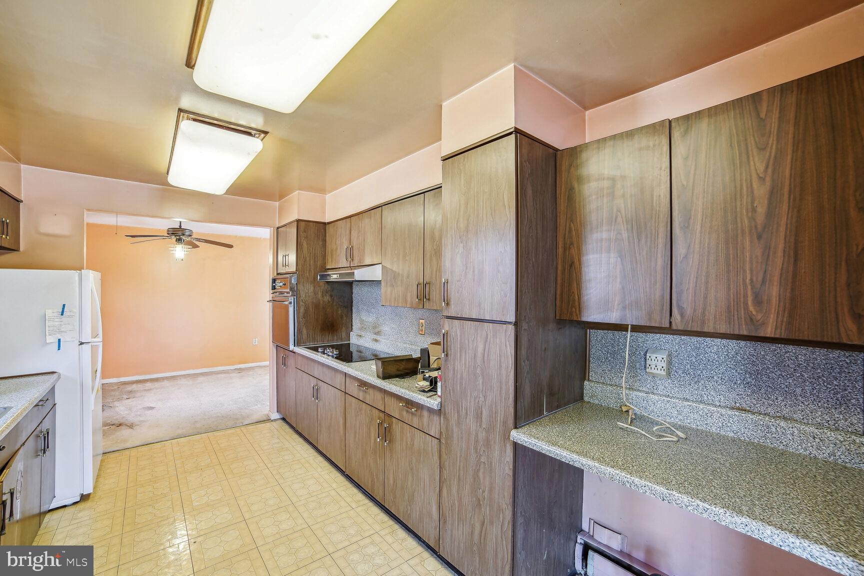 15706 Bond Mill Road Laurel, MD 20707 - Photo 14 of 25 Kitchen