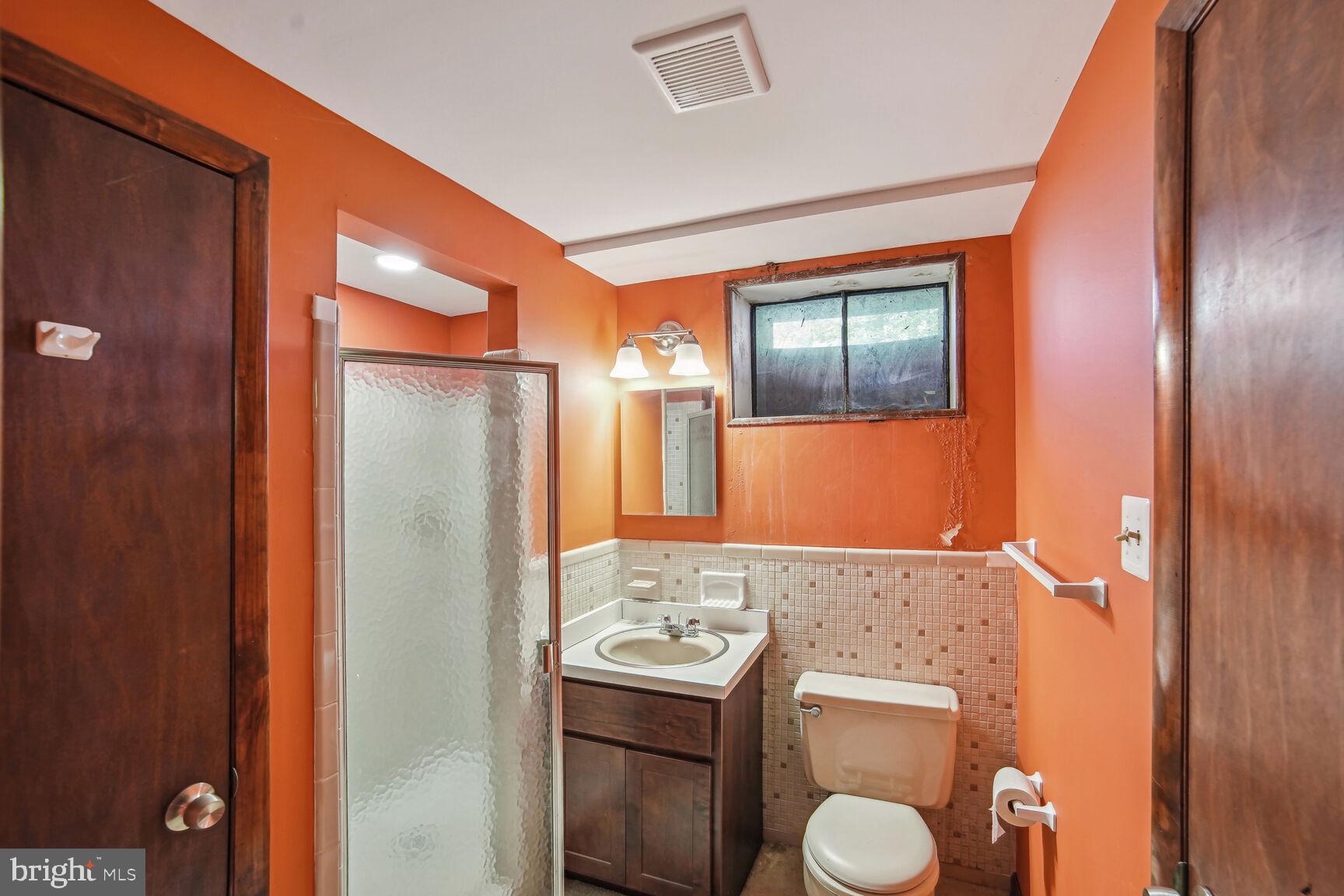 15706 Bond Mill Road Laurel, MD 20707 - Photo 19 of 25 Lower Level Bath