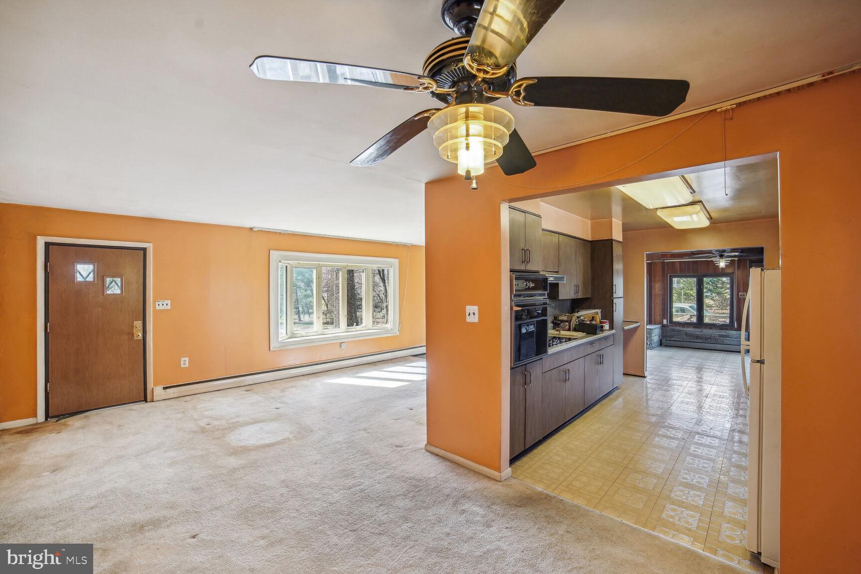 15706 Bond Mill Road Laurel, MD 20707 - Photo 10 of 25 Dining and Living room