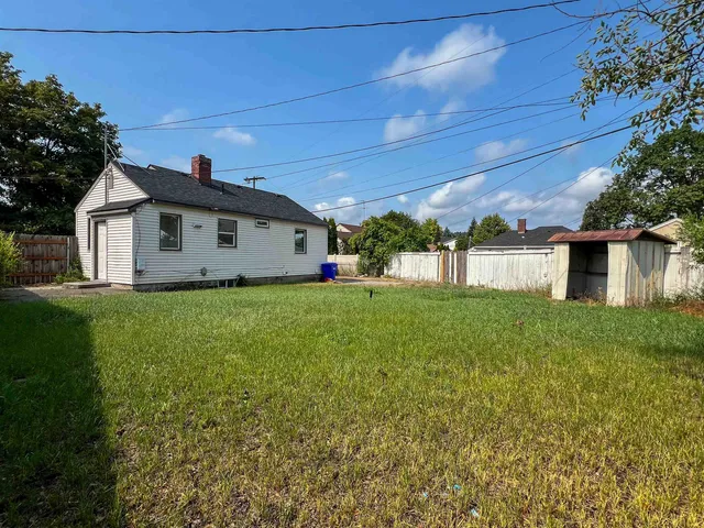 $330,000 | 223 East Graves Road, Spokane, WA 99218