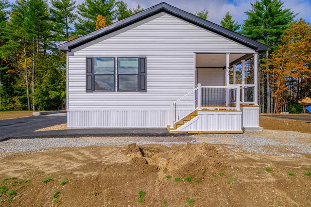 $349,900 | 73 Diamondback Drive, Rochester, NH 03868
