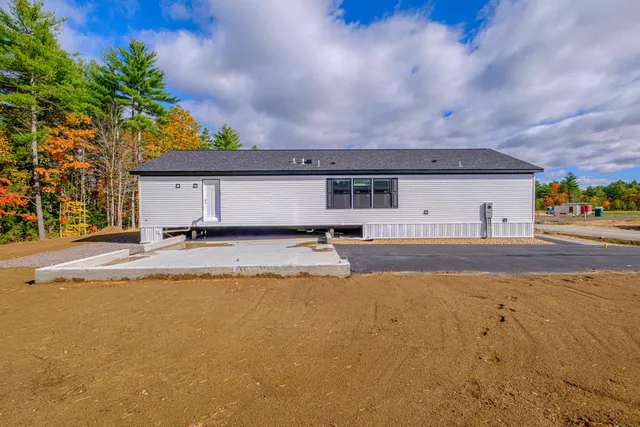 $349,900 | 73 Diamondback Drive, Rochester, NH 03868