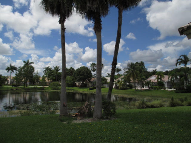 1737 Barnstable Road Wellington, FL 33414 - Photo 2 of 25 IMG_5325