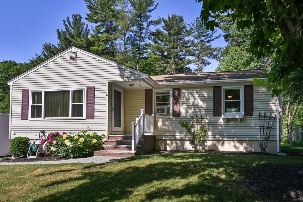 44 Lindor Road North Reading, MA 01864 - Photo 1 of 30 Gallery Image 1
