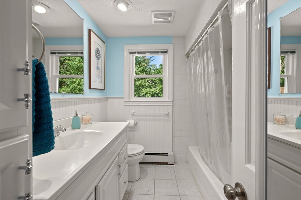 44 Lindor Road North Reading, MA 01864 - Photo 12 of 30 Gallery Image 12