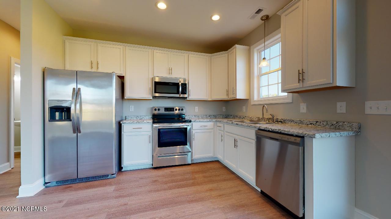 310 Starky Road Richlands, NC 28574 - Photo 7 of 30 310-Starky-Dr-10142021_141703