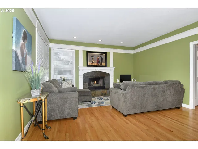 $680,000 | 22285 Northeast Park Lane, Fairview, OR 97024