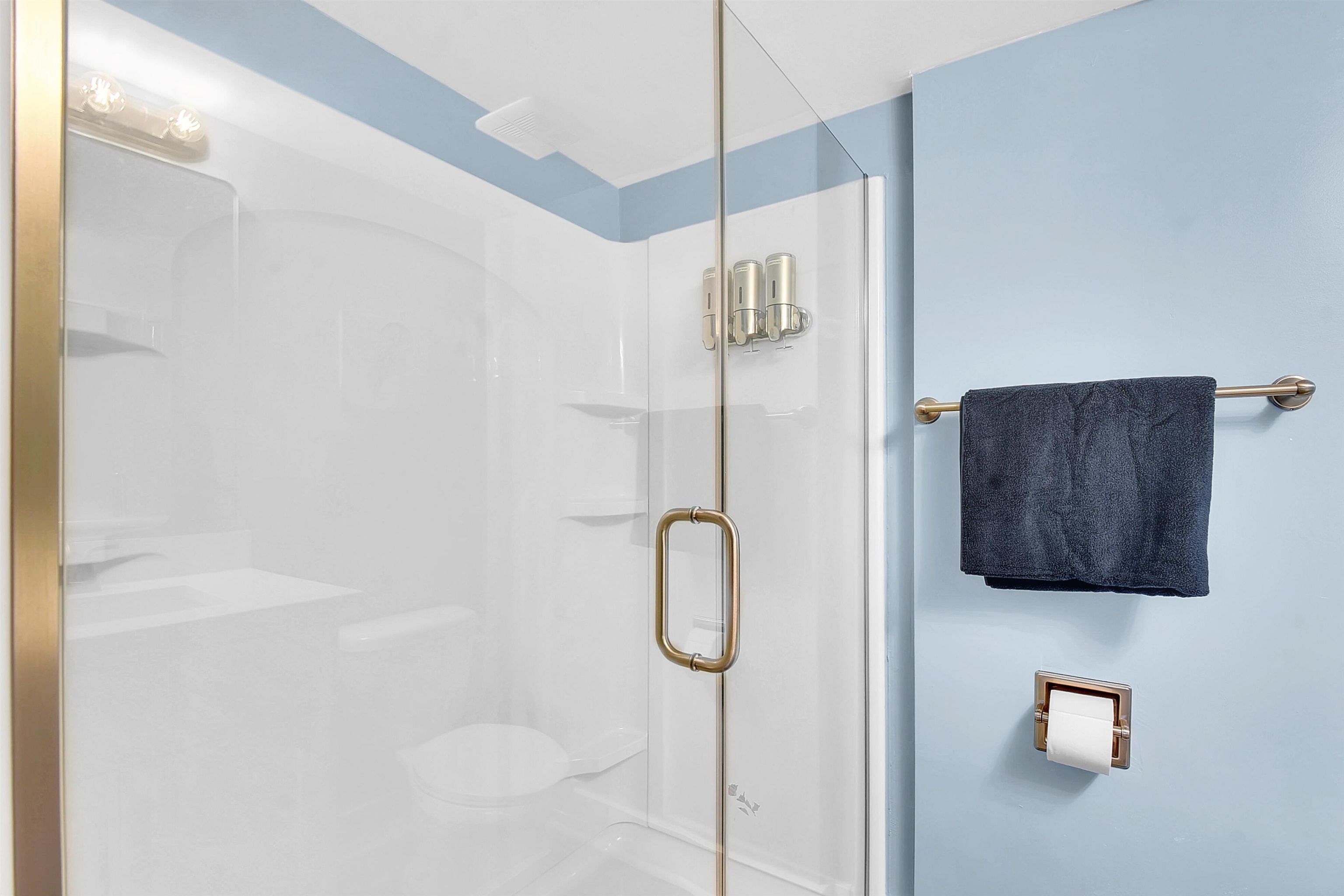 4 Ocean Trace Road, Unit 106 St. Augustine, FL 32080 - Photo 3 of 18 a bathroom with a shower