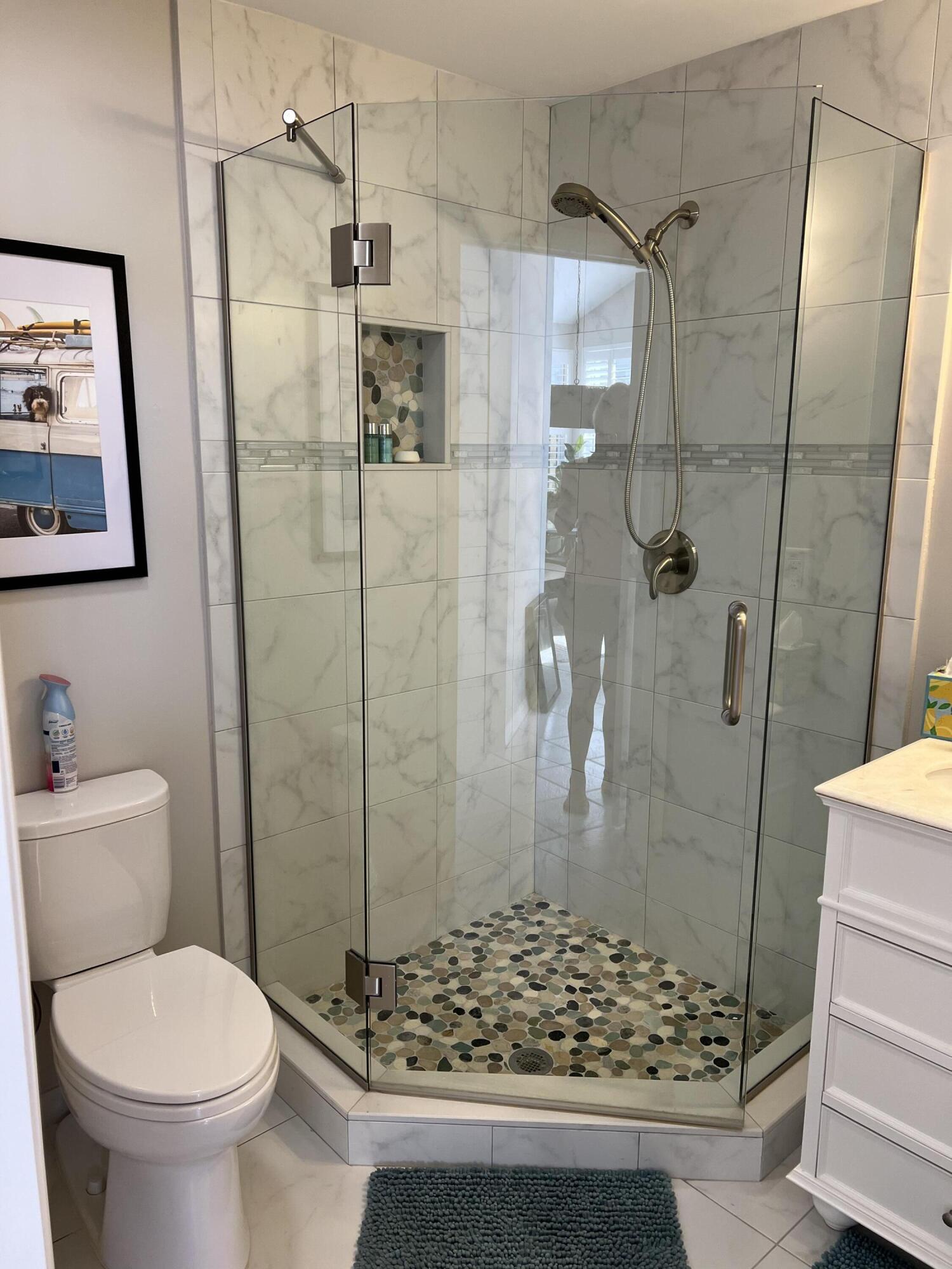 3028 Windward Way Jupiter, FL 33477 - Photo 27 of 48 Bath3-1