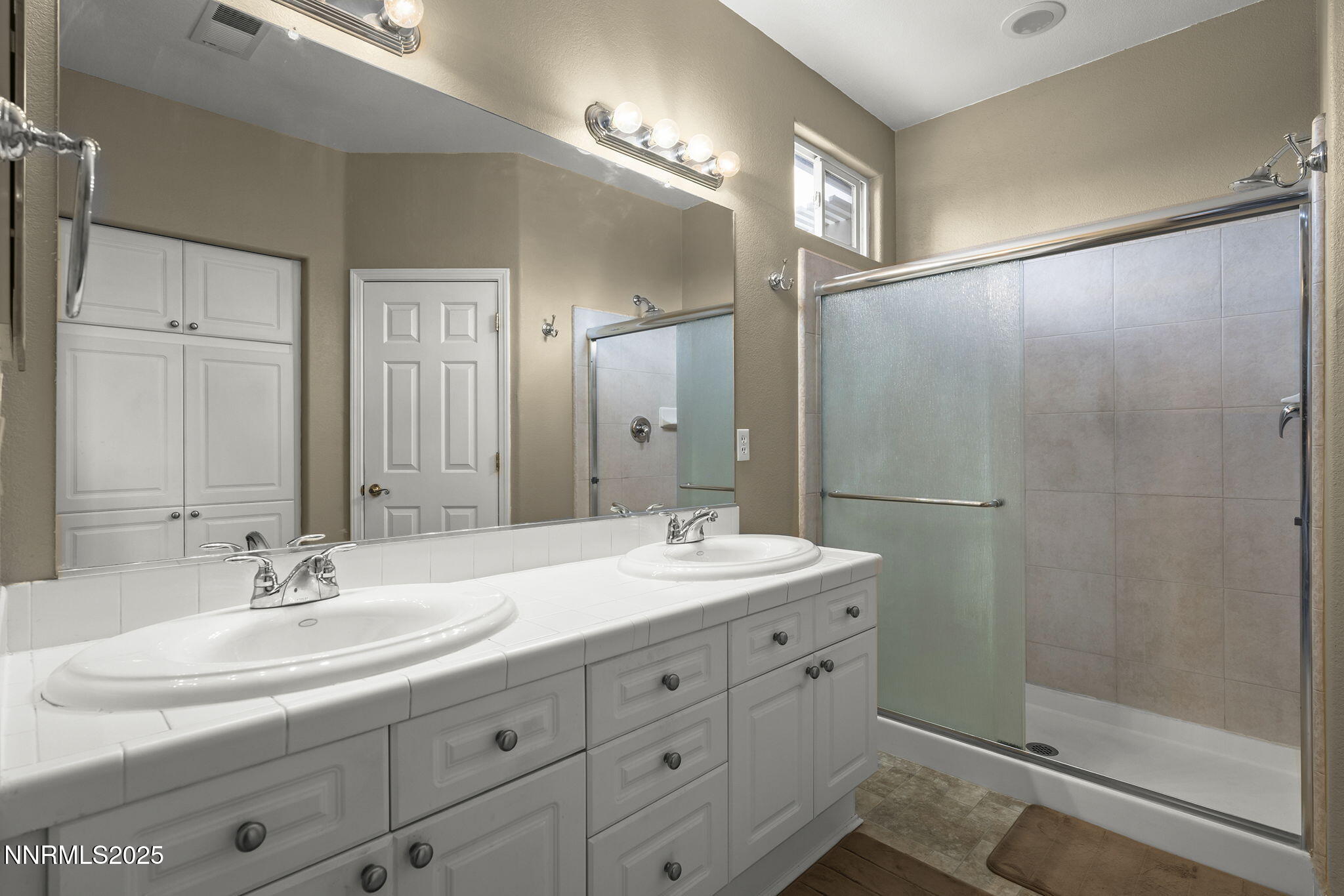 10235 Robilee Drive Reno, NV 89521 - Photo 16 of 30 16-web-or-mls-_DSC2235