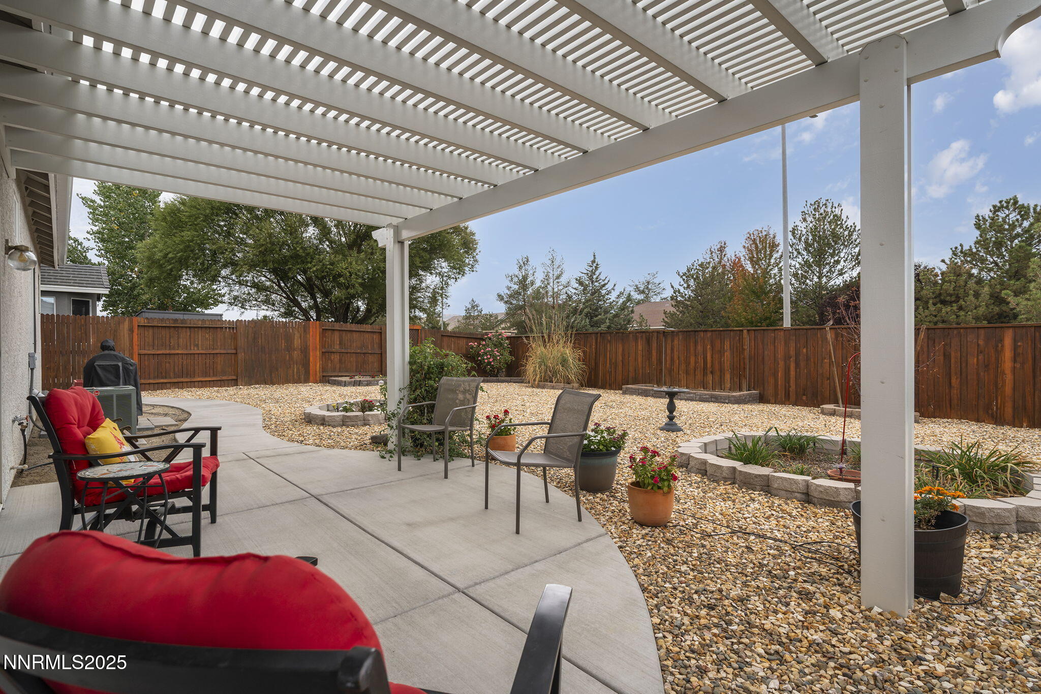 10235 Robilee Drive Reno, NV 89521 - Photo 3 of 30 22-web-or-mls-_DSC2250