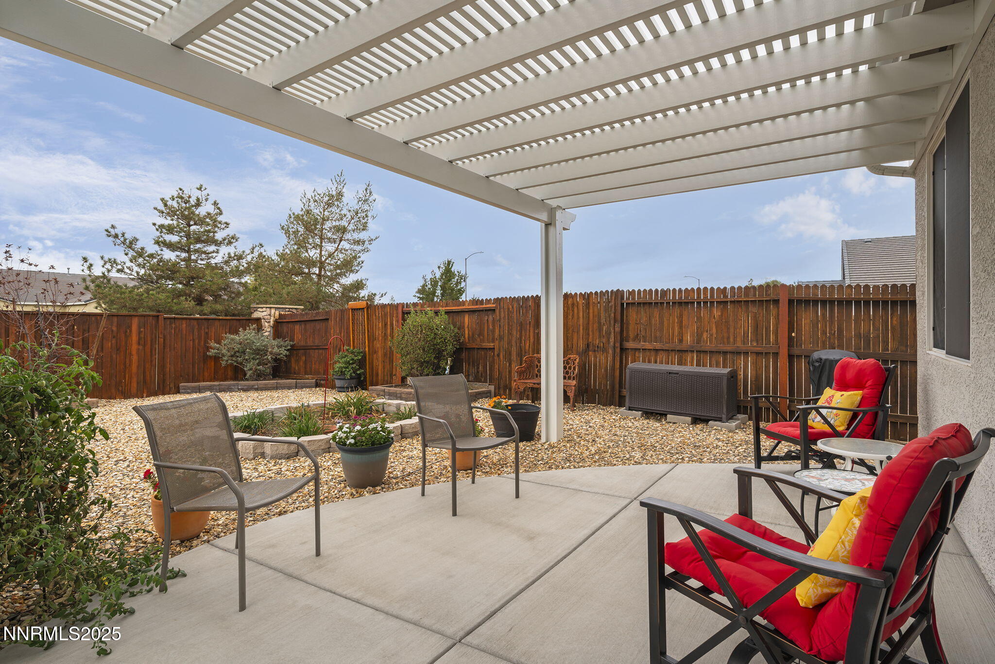 10235 Robilee Drive Reno, NV 89521 - Photo 4 of 30 21-web-or-mls-_DSC2247