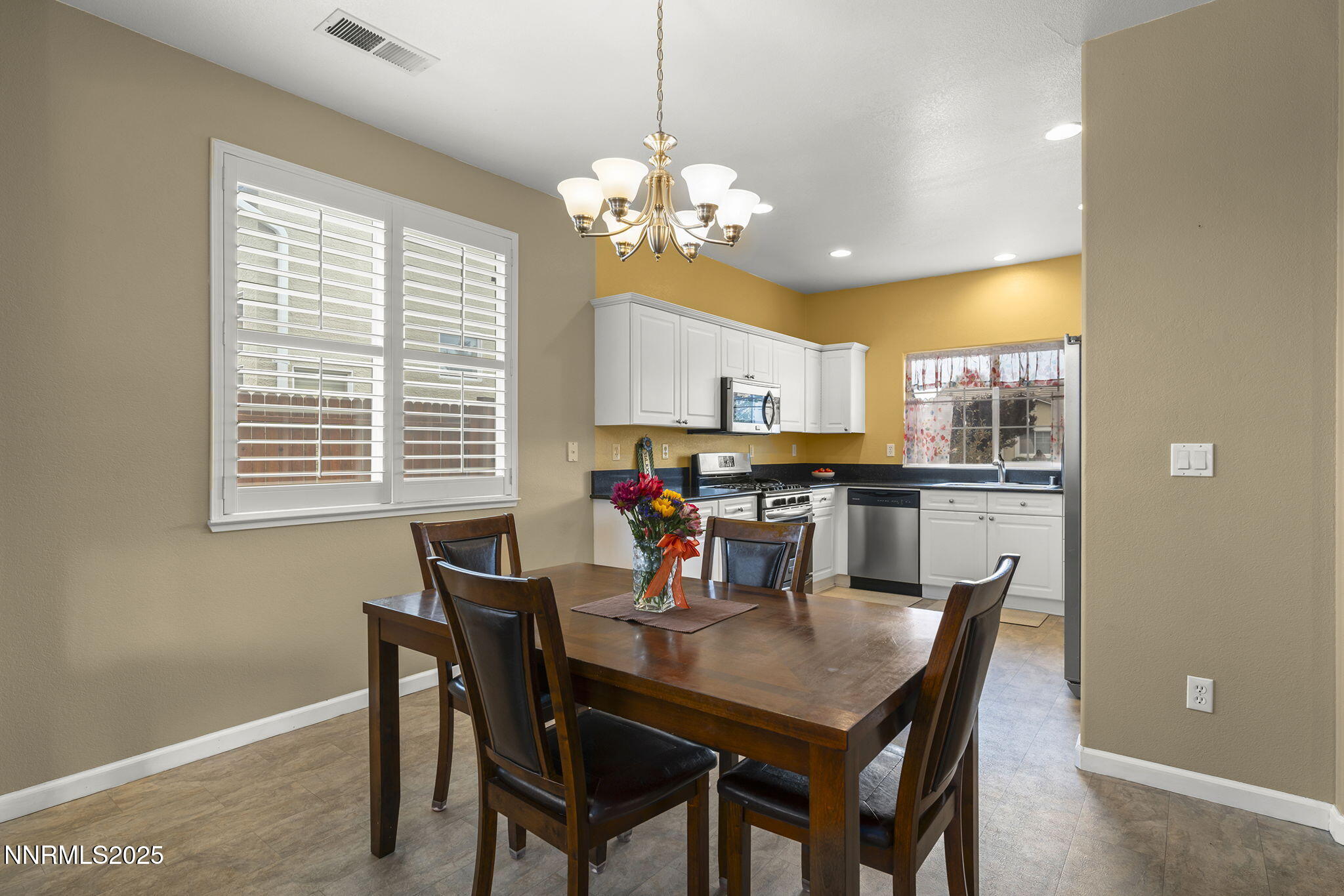 10235 Robilee Drive Reno, NV 89521 - Photo 8 of 30 11-web-or-mls-_DSC2192