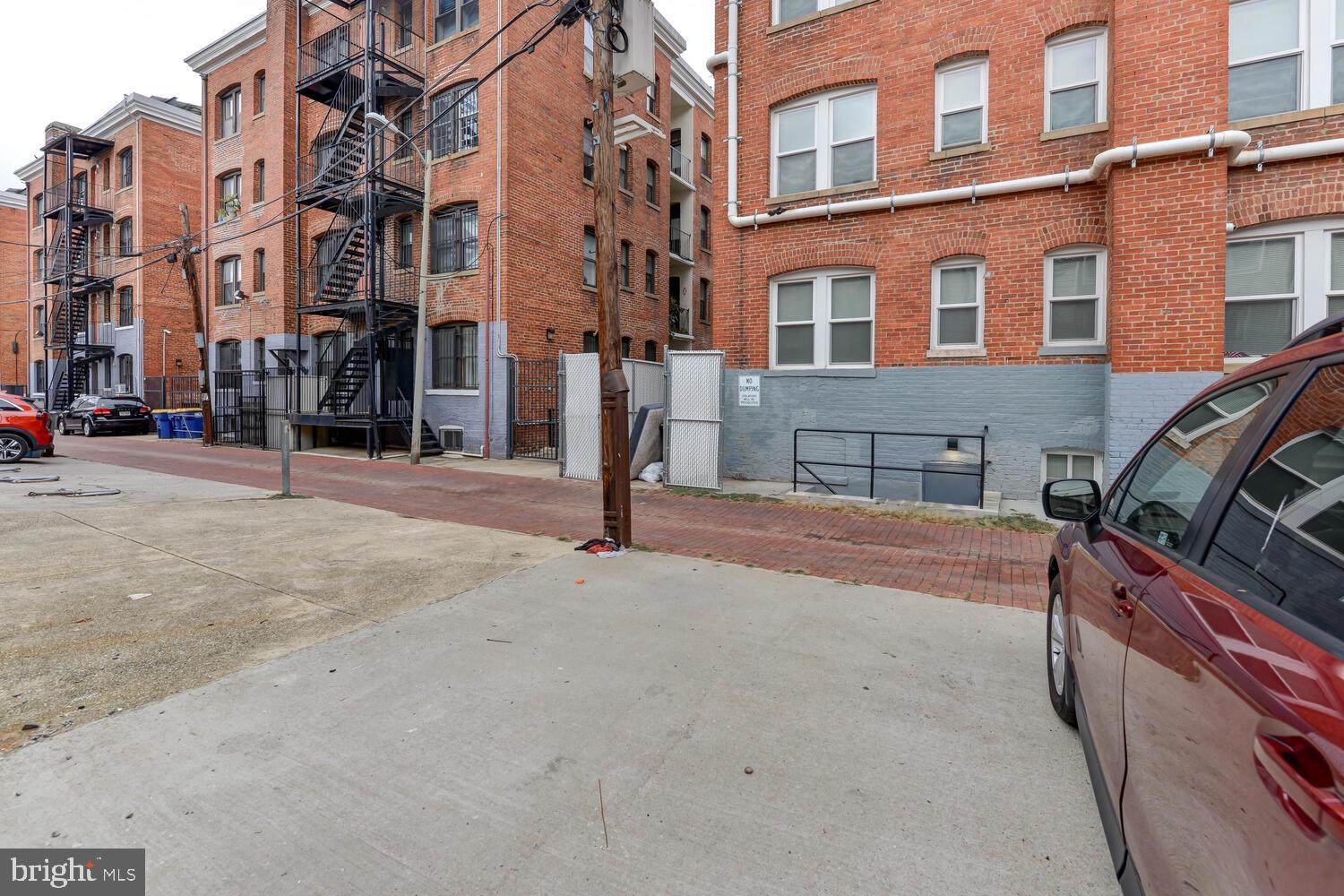 1431 Corcoran Street Northwest, Unit 2 Washington, DC 20009 - Photo 12 of 12