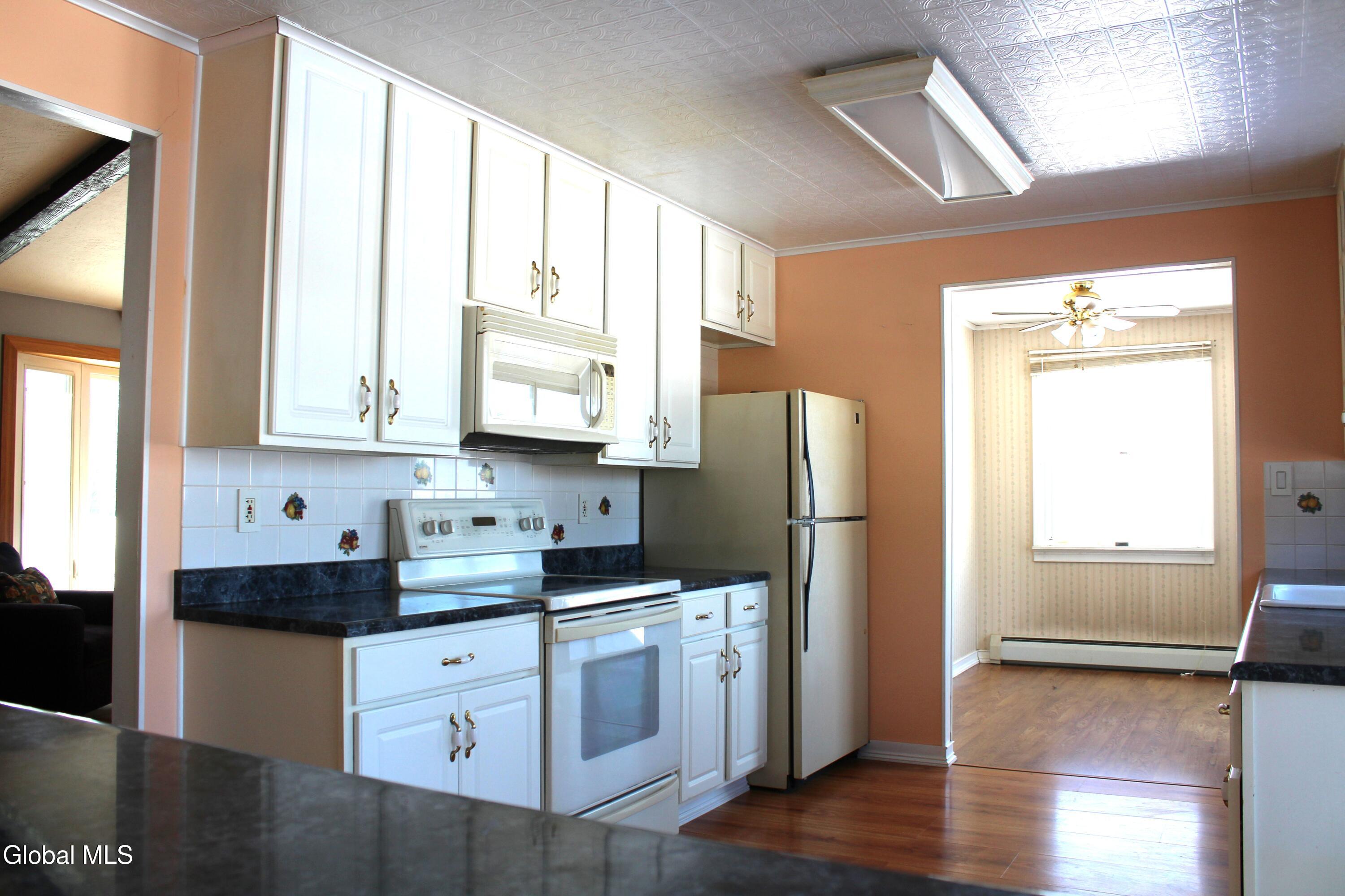169 Voorhees Road Perth, NY 12010 - Photo 14 of 34 Kitchen
