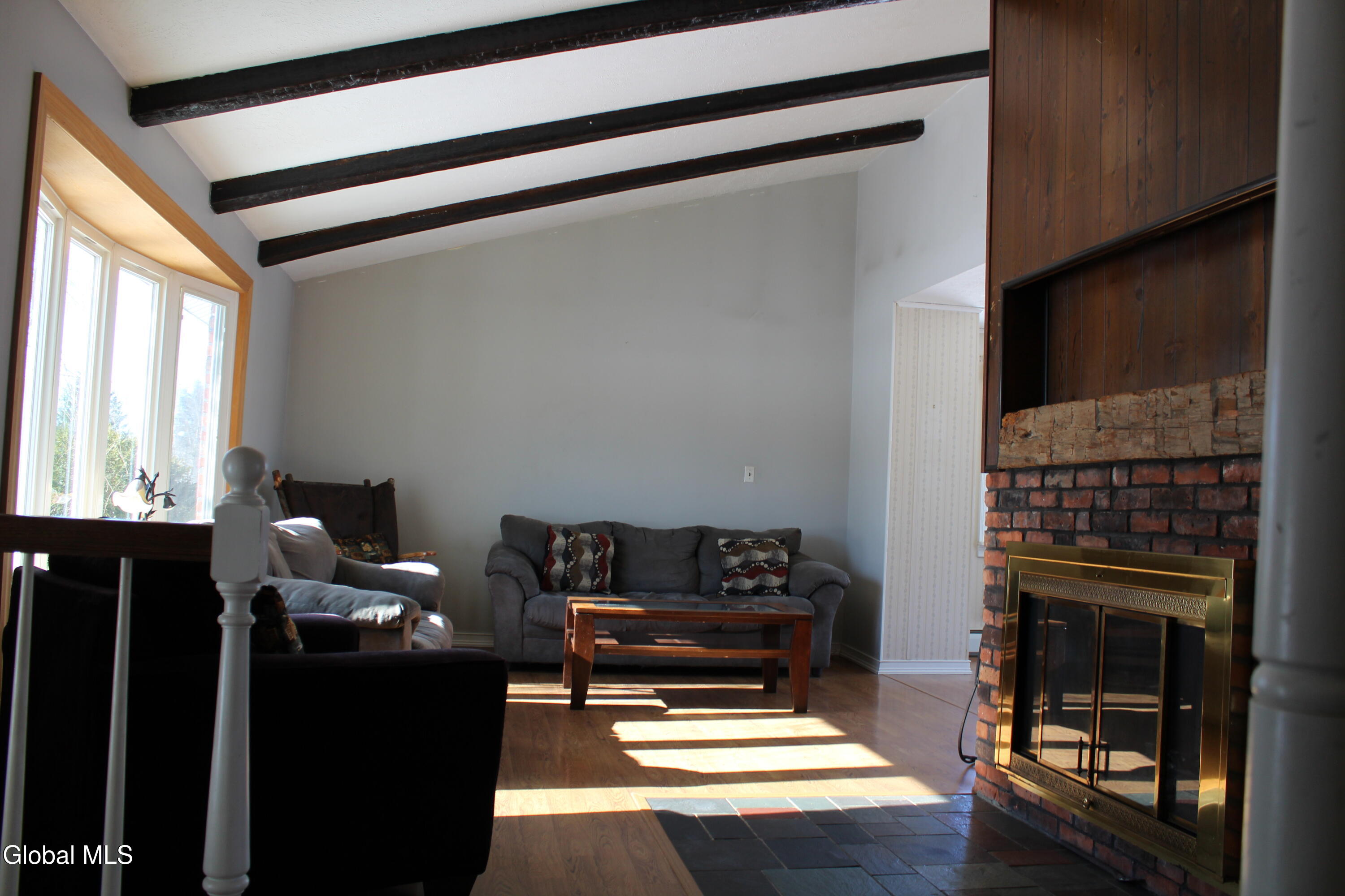 169 Voorhees Road Perth, NY 12010 - Photo 4 of 34 Living Room