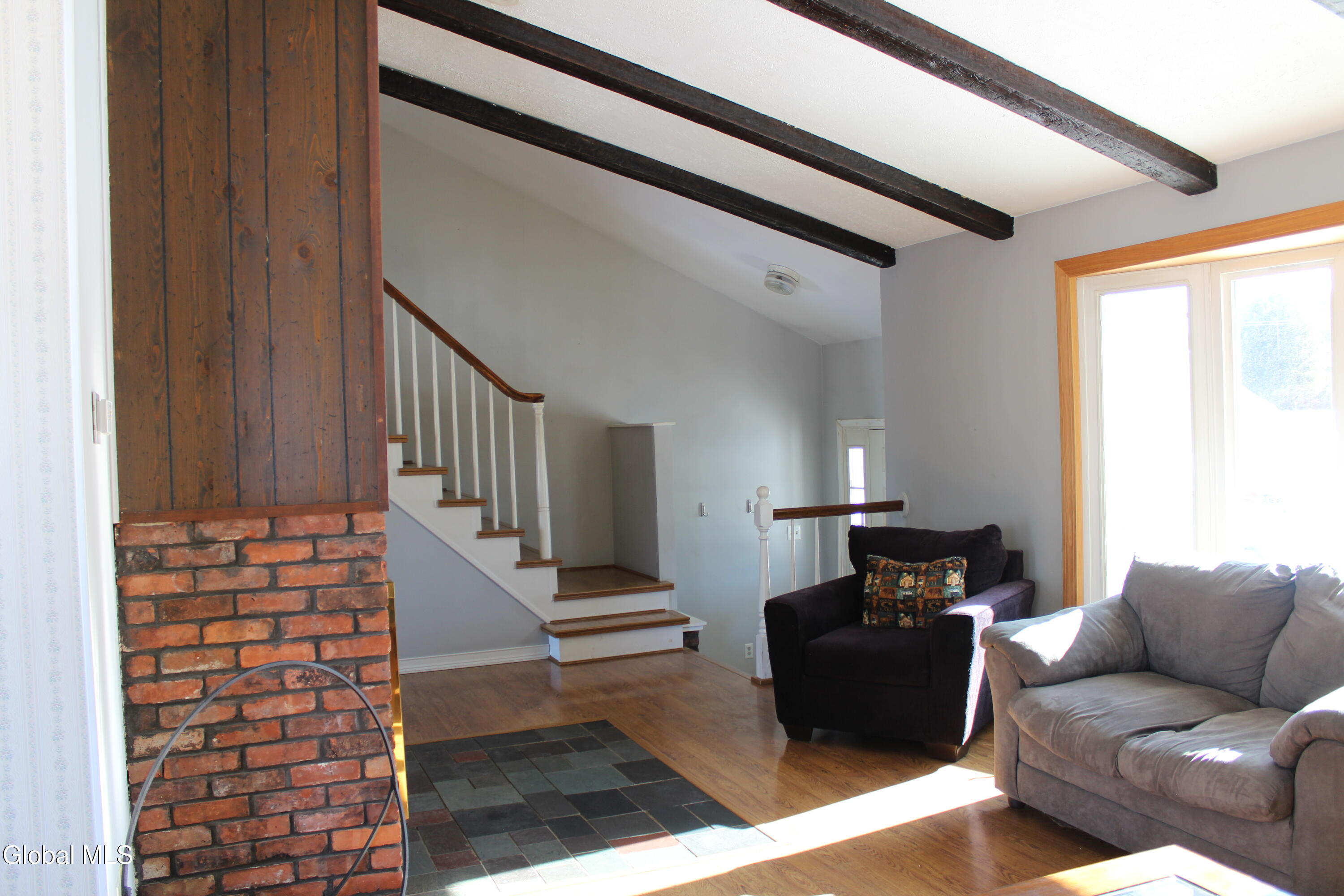 169 Voorhees Road Perth, NY 12010 - Photo 8 of 34 Living ROom