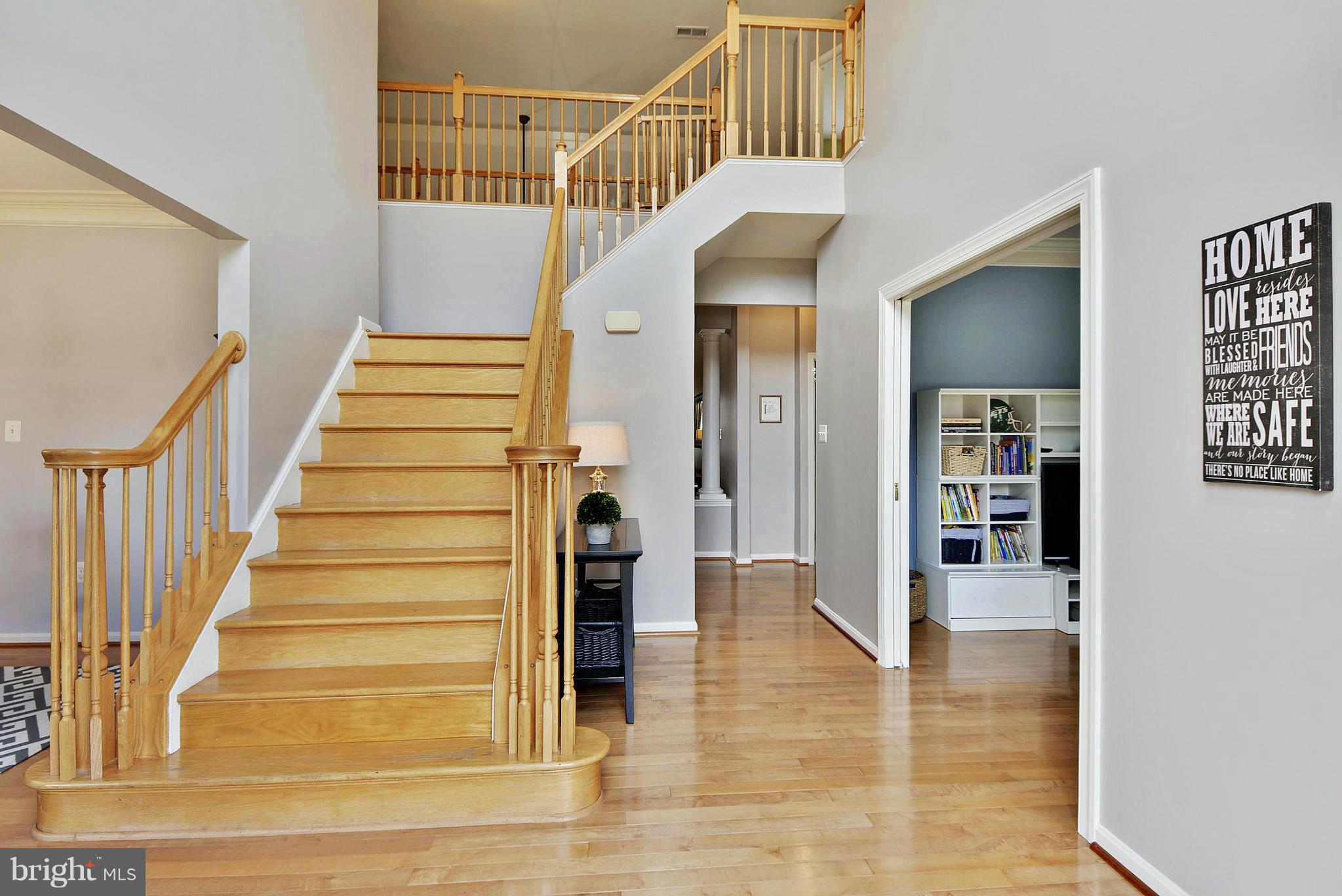 894 Crystal Road Edgewater, MD 21037 - Photo 5 of 30 Interior (General)