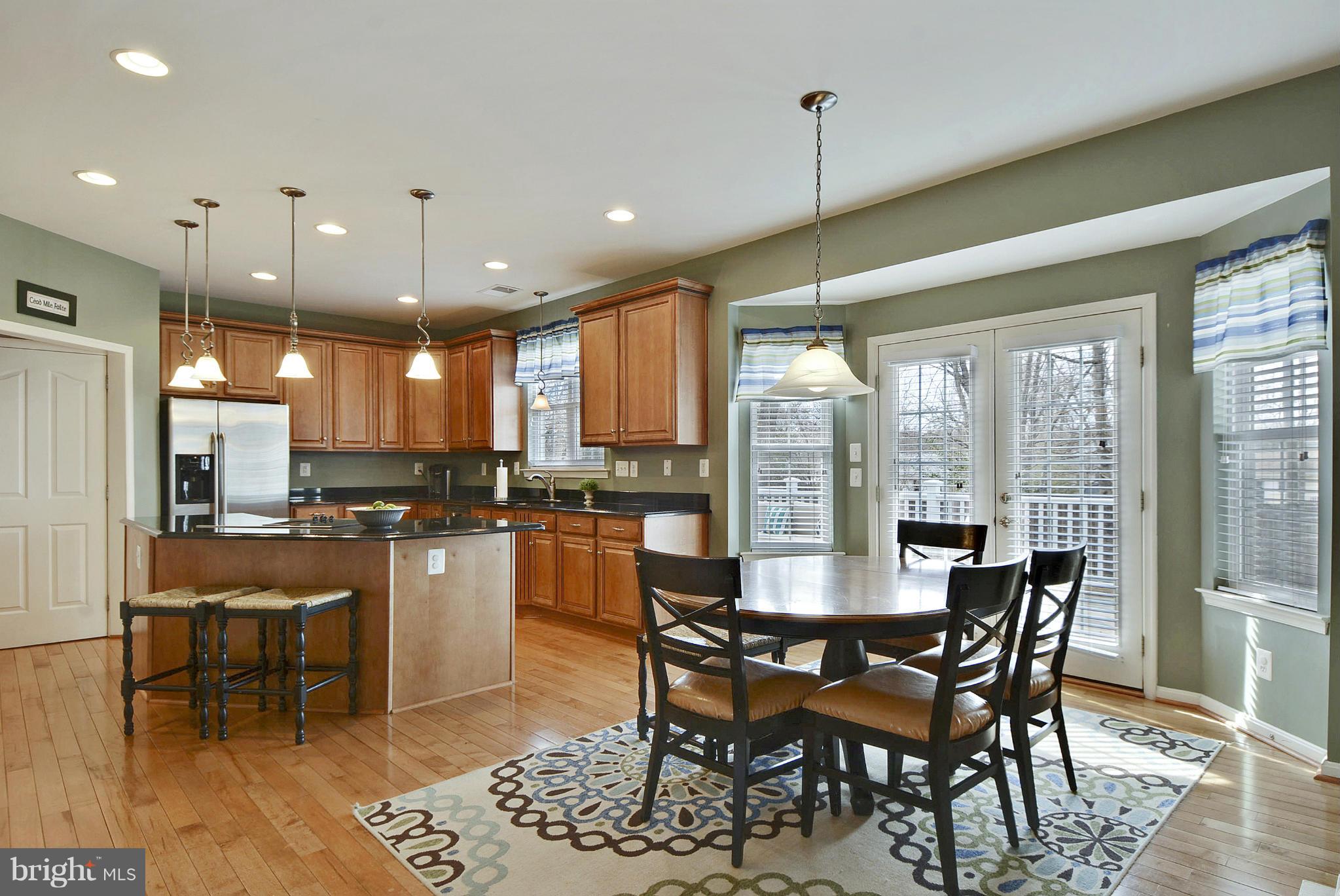 894 Crystal Road Edgewater, MD 21037 - Photo 10 of 30 Kitchen